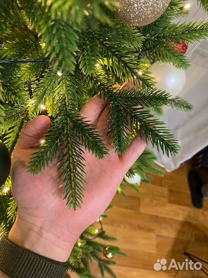 Елка искусственная