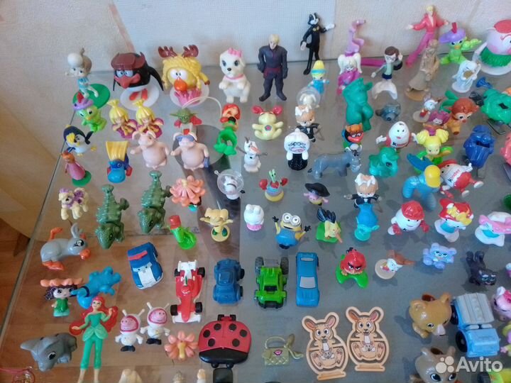 Киндеры 205 штук