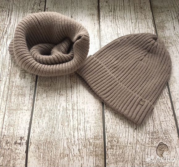 Комплект шапка и снуд женский