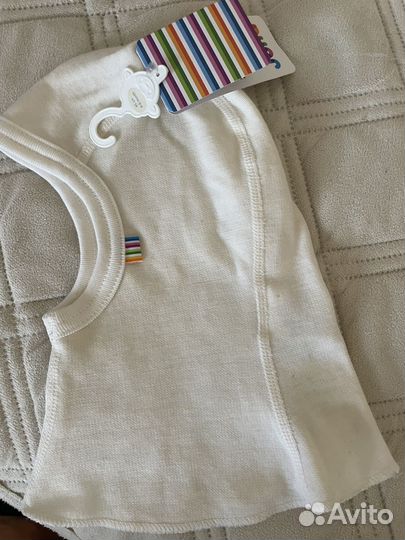 Шапка шлем Joha 4-9 мес