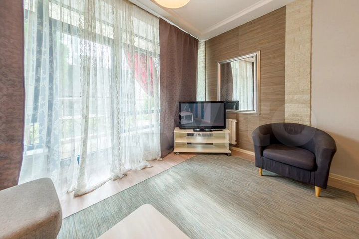 Квартира-студия, 33 м², 1/20 эт.