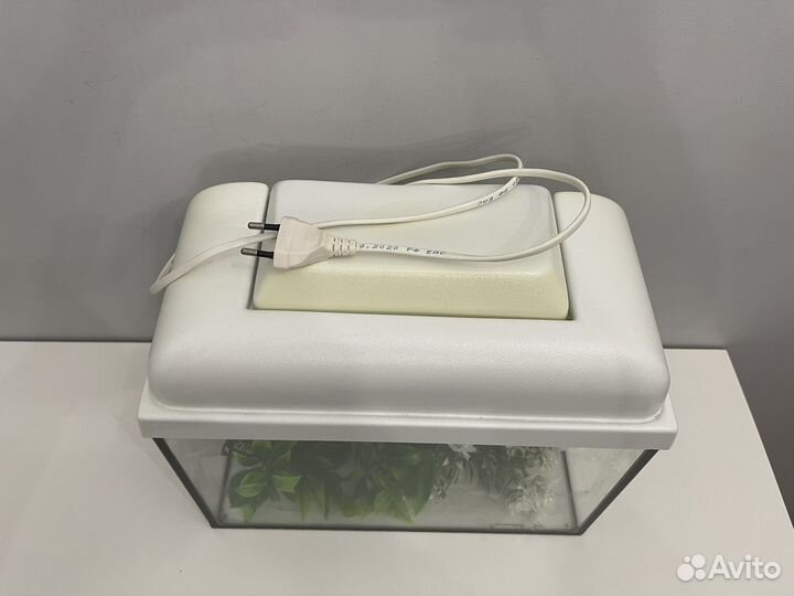 Аквариум для рыбок или черепах