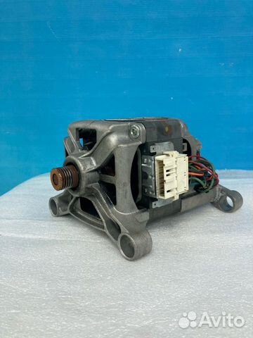 Двигатель стиральной машины Hotpoint-Ariston