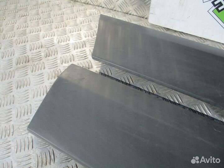 Накладка двери передней Volkswagen Crafter 11г