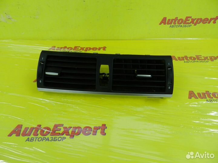 Дефлектор воздушный центральный BMW X5 E70