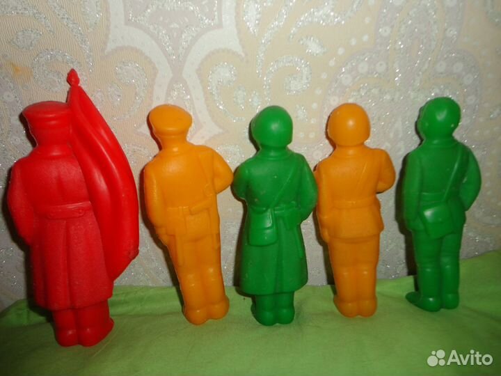 Солдатики пластмассовые СССР