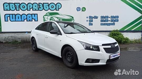 Накладка декоративная Chevrolet Cruze 95919011