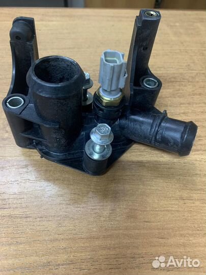 Корпус термостата Форд Фокус оригинал