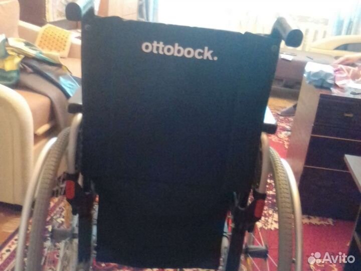 Инвалидная коляска