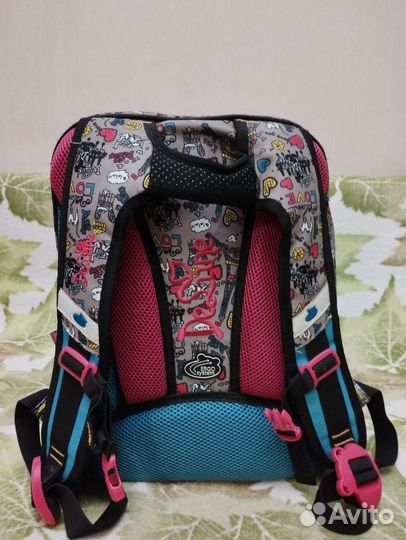 Рюкзак школьный для девочки