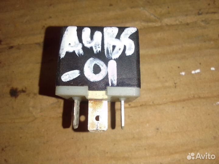 Реле 204 Audi A4 B5