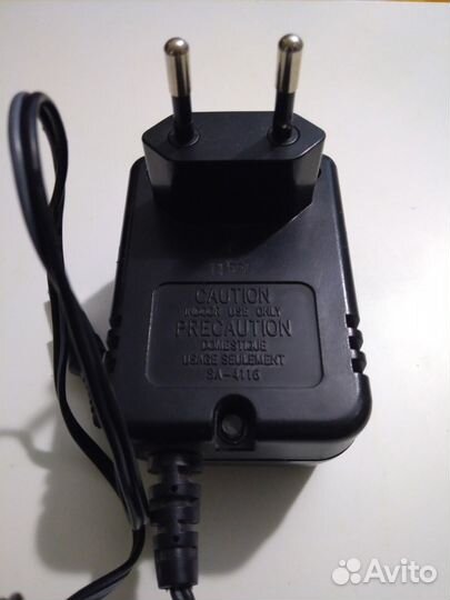 Блок питания 9V - 0.8A