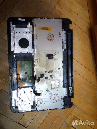 Dell inspiron 3537 корпусные детали