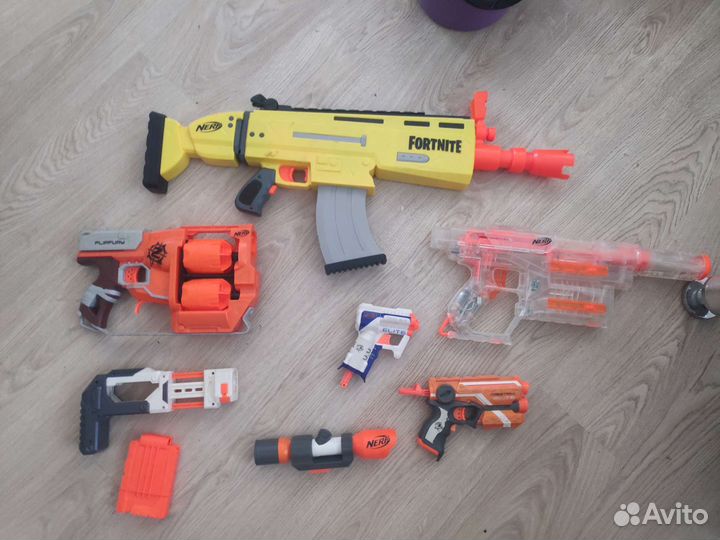 Детские игрушки нёрф