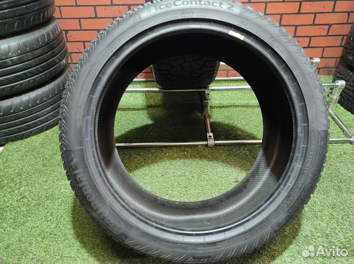 Continental IceContact 2 275/40 R21 107T