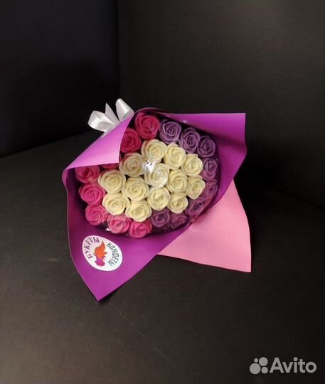 Букет - 29 Роз из Белого Шоколада