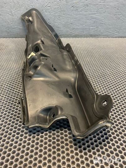 Пластик моторного отсека передний Bmw X7 G07