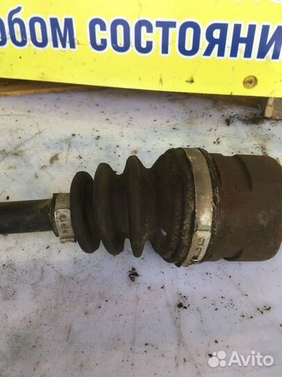 Привод передний левый Toyota Yaris