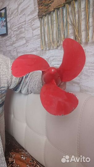 Винт на лодочный мотор Вихрь