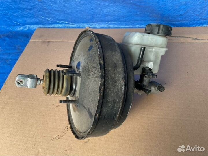 Главный тормозной цилиндр Hyundai Sonata NF 2.4L