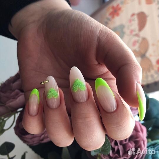 Маникюр, наращивание ногтей