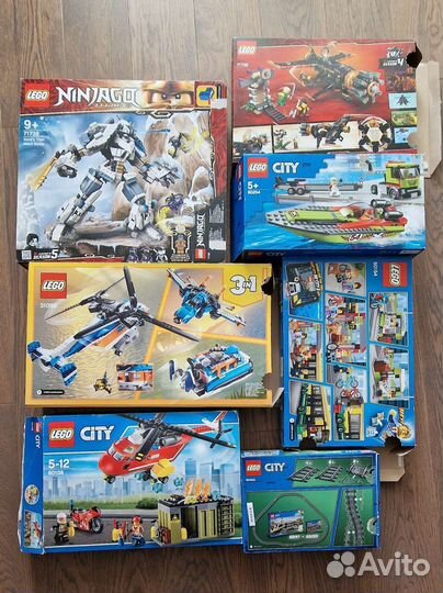 Коропки от Lego