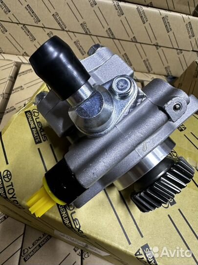 Насос гидроусилителя гур Lexus LX570 оригинал