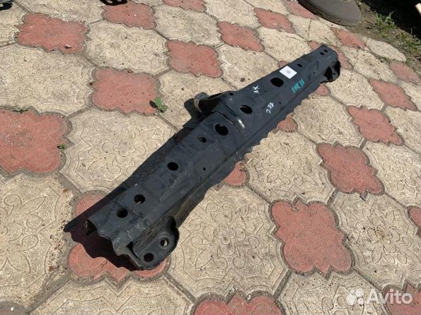 Лексус нх Передняя балка подрадиаторная