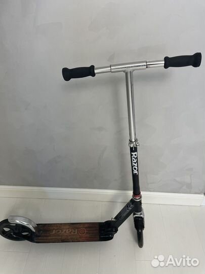 Складной городской самокат
