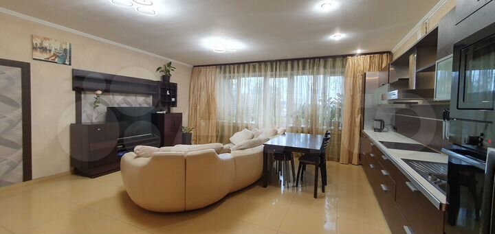 3-к. квартира, 115 м², 3/7 эт.