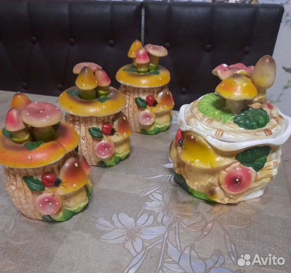 Набор банок для специй