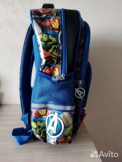 Портфель школьный