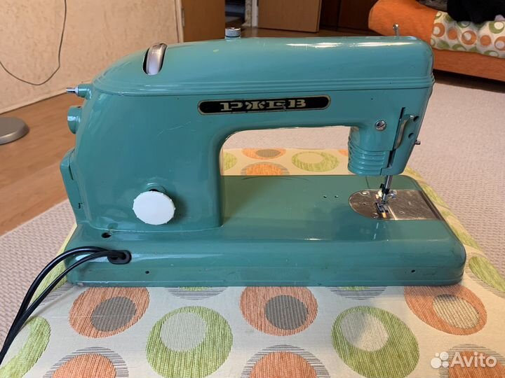 Швейная машина Ржев (Тула) ретро