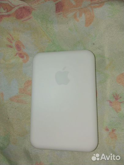 Повербанк на iPhone