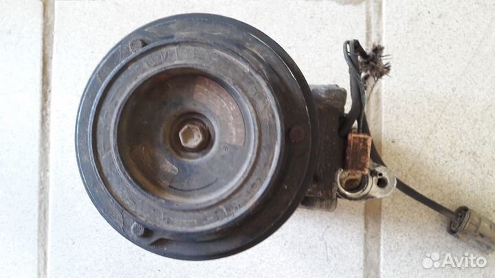 Компрессор кондиционера bmw 7 e38