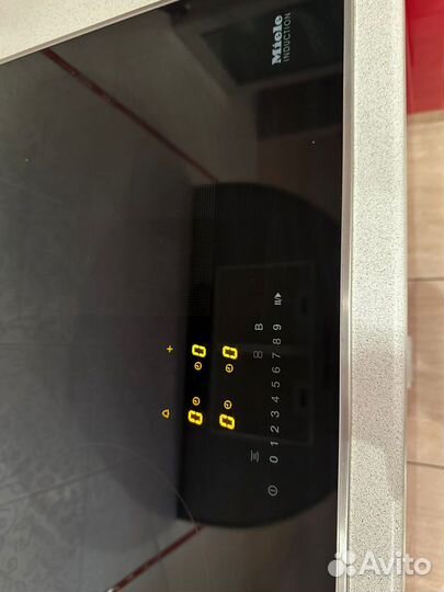 Индукционная варочная панель Miele