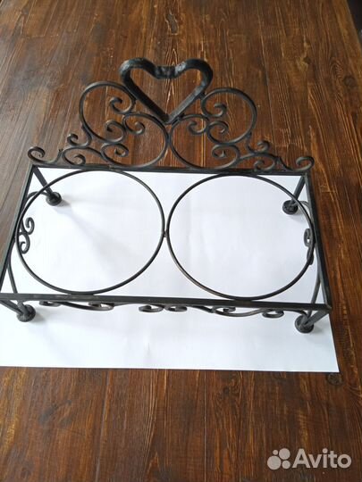 Подставка для кормления мелких собак или кошки