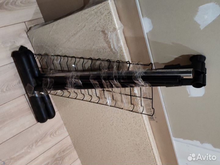 Вешалка для одежды напольная