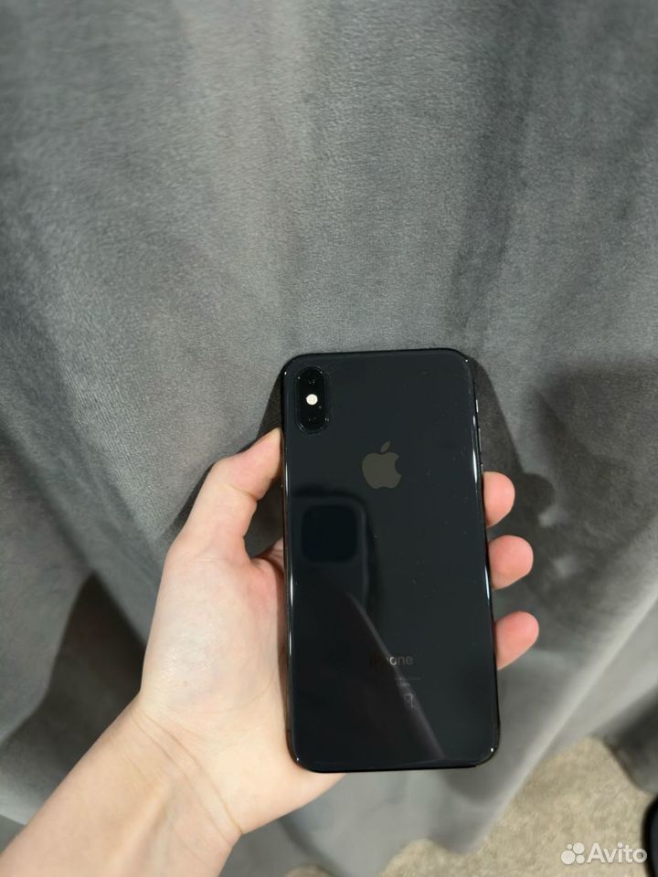 iPhone Xs, 64 ГБ