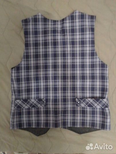 Жилет школьный на мальчика 152 размер