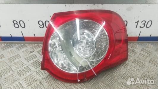 Фонарь задний правый volkswagen passat B6 (LUK17MY