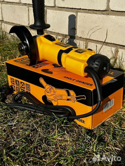 Болгарка Dewalt 125mm