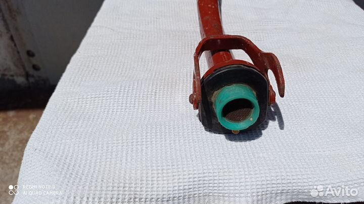 Приспособление для перелива бензина СССР