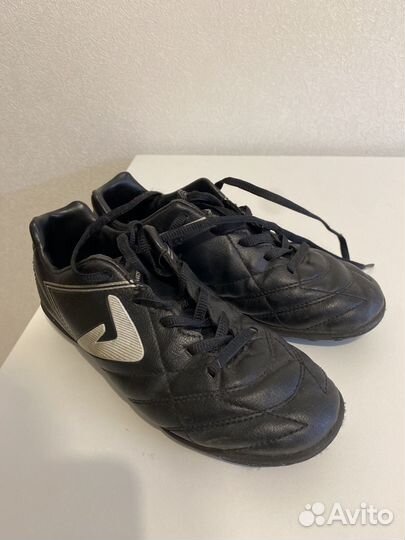 Продам бутсы демикс состояние 10/10