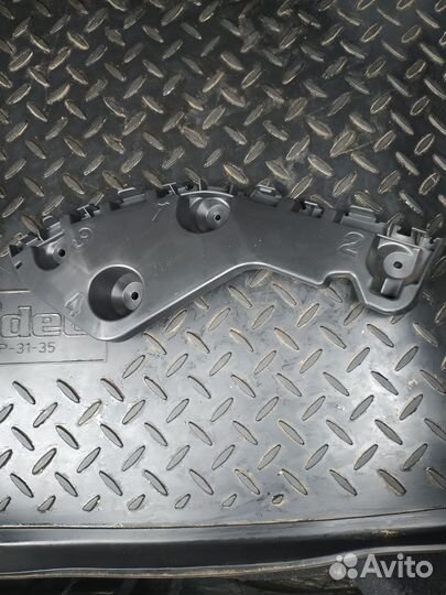 Направляющие бампера рено дастер