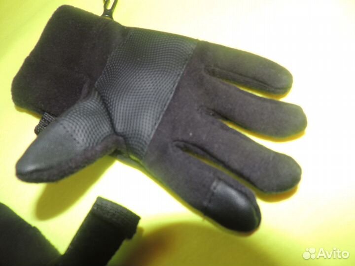 Перчатки на флисе