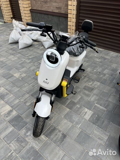 Электроскутер NIU UQi+ Sport New 2023