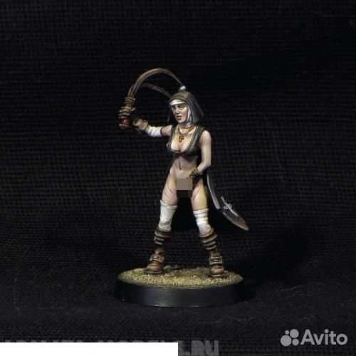 Миниатюра brother vinni's nun 28 mm