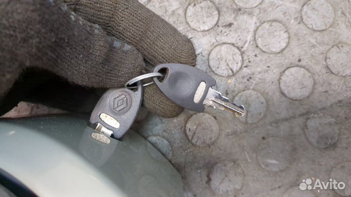 Рейлинги на крышу Renault Megane, 2002