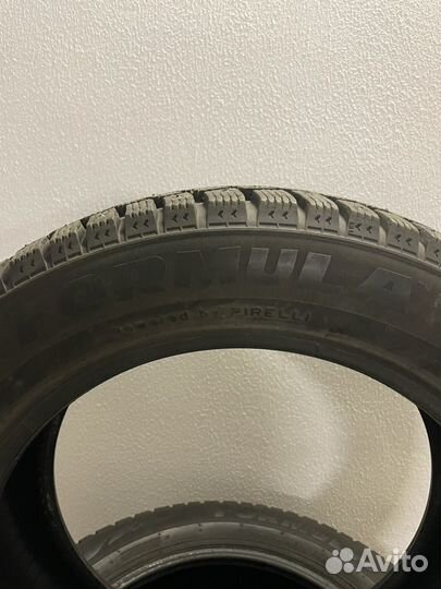 Pirelli Formula Ice 215/55 R17 98T